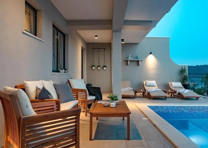 Villa Waterfront Marija By Guide *