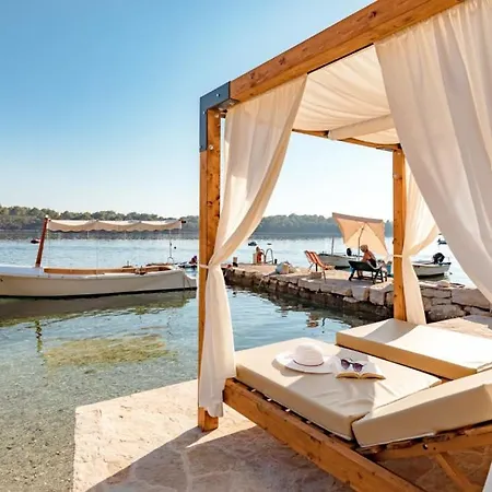 Waterfront Marija By Guide Villa