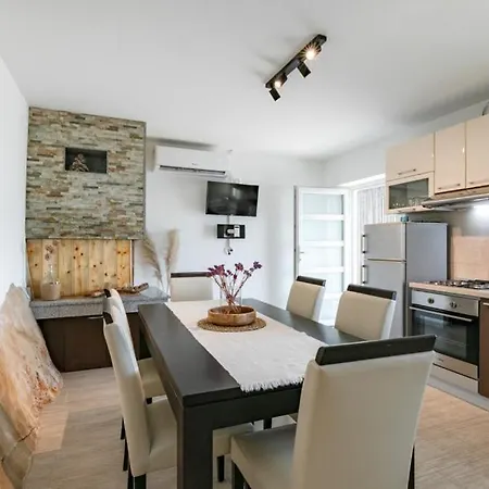 Waterfront Marija By Guide Villa