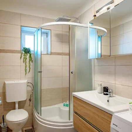 Waterfront Marija By Guide Brnistrova